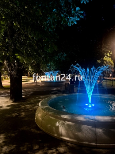 Комплекс из пяти фонтанов "Песочные часы"